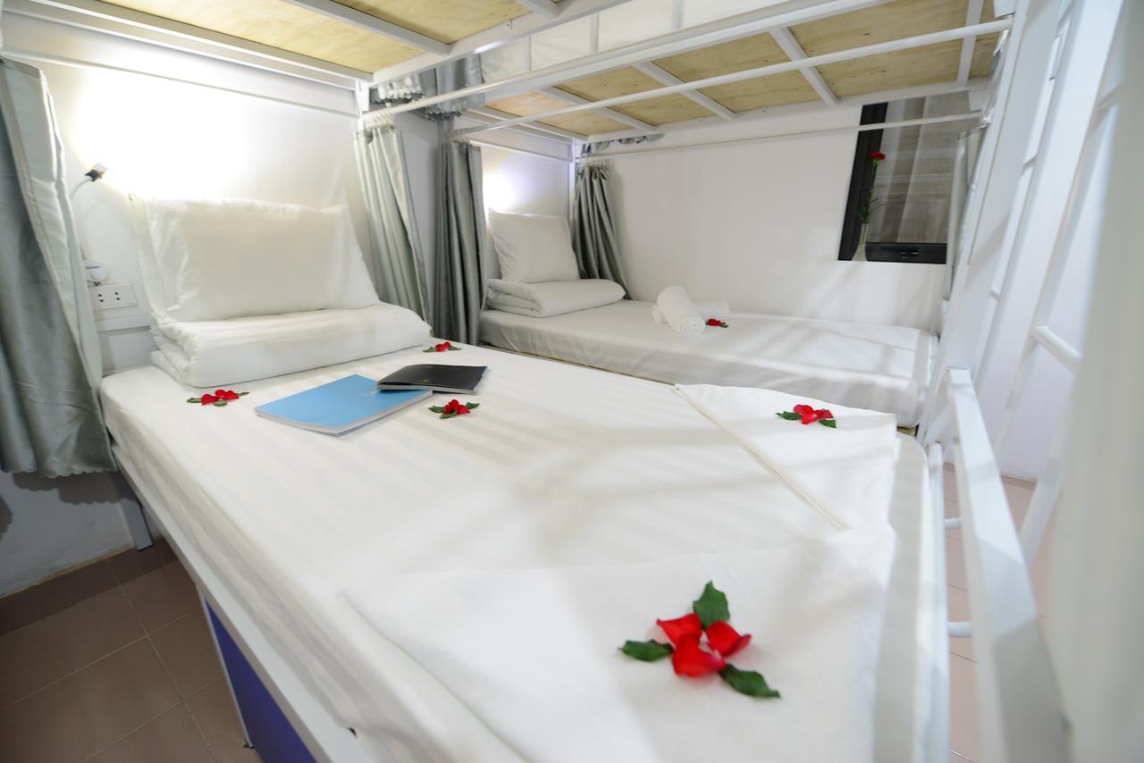 Pillow Backpacker Hostel (Adults Only) Hanoi Kültér fotó
